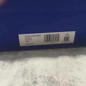 Stuart Weitzman  sandal